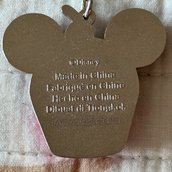 Disney Mickey Cupcake Keychain - Picture 8 of 8